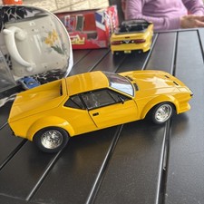 Hot Wheels Collectibles DETOMASO Pantera 1 18 Diecast