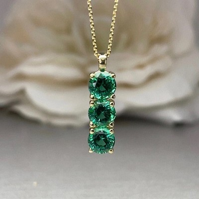 Women's Pretty Pendant Round Cut Simulated Green Emerald 14K Yellow Gold Plated