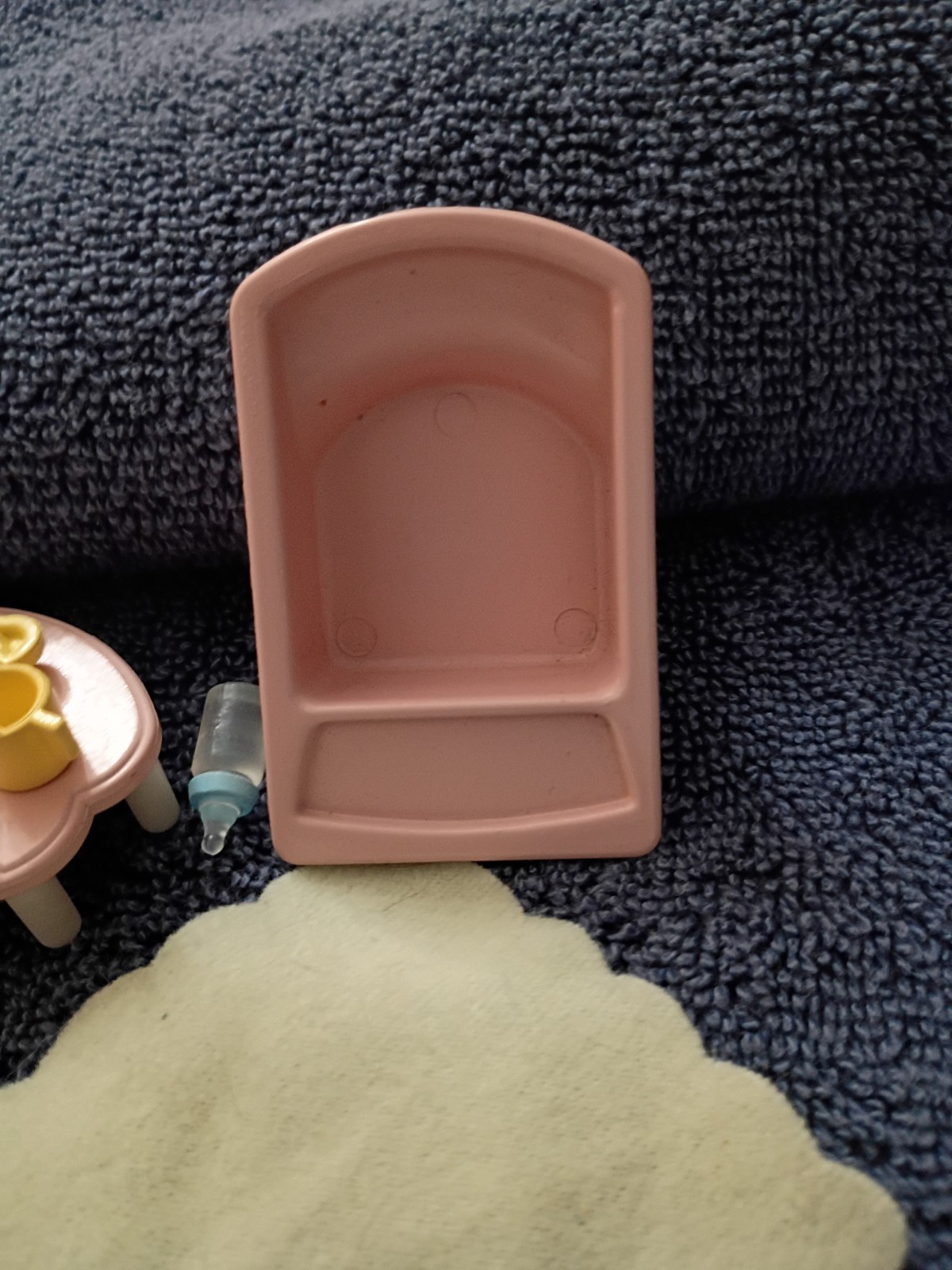 Calico Critters Sophie's Love'n Care Sophie Nursery Sylvanian Families *Read