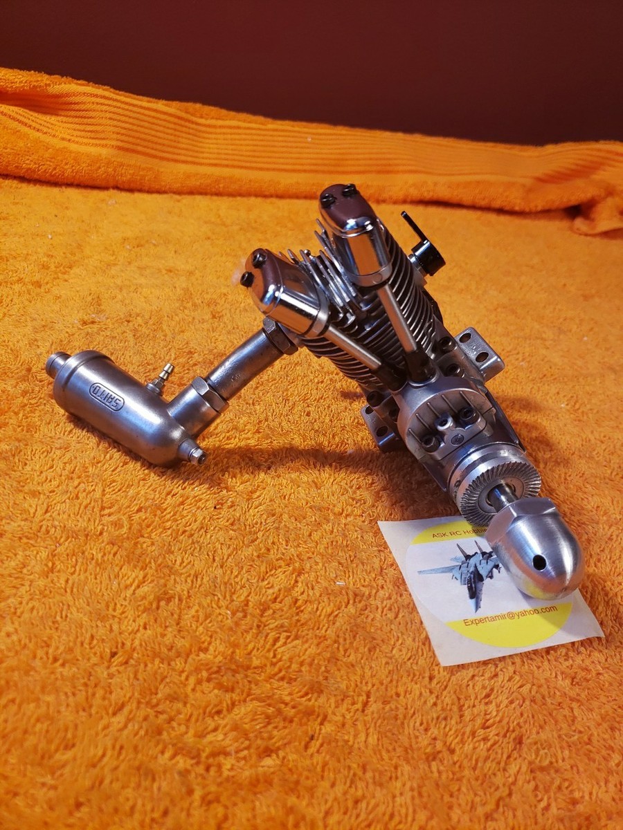 Saito Engine - Saito FA-72 - FA 72 four stroke RC Motor - Nice 4