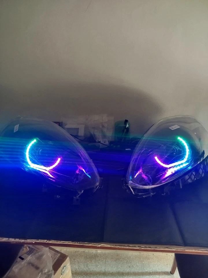 Fanali Custom Angel Eyes RGB Punto Evo - dlightautomotive  - Immagine 2 di 4