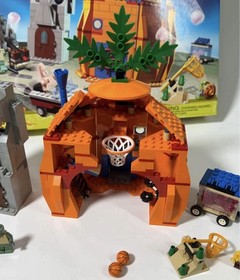 Lego SpongeBob SquarePants Adventures in Bikini Bottom 3827 Set 100% Complete