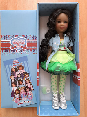 Ruby Red Fashion Friends Jada Voice of the Future doll Puppe 