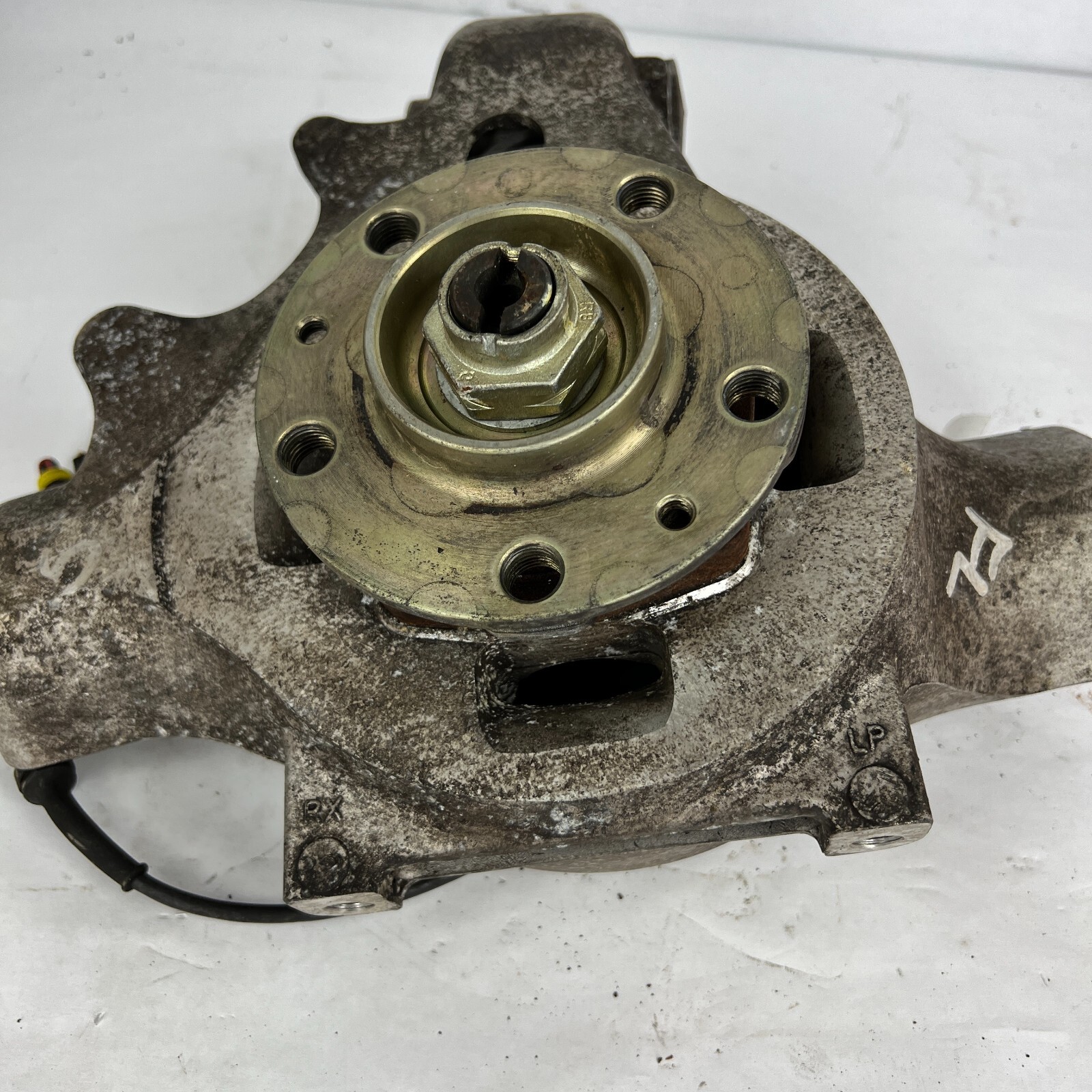 2000 - 2006 Ferrari 360 Modena Front Left Side Knuckle Hub Wheel Bearing 2179332