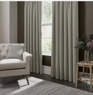 Un par de cortinas con ojales de pluma Elba semi-lisa forradas STUDIO G nunca usadas - Imagen 1 de 4