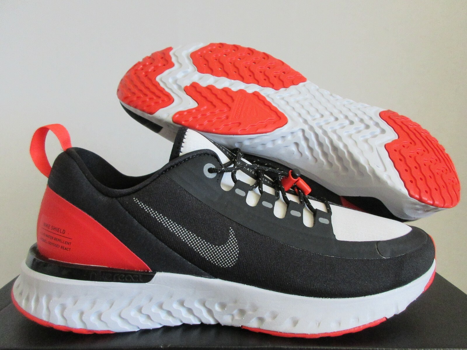 nike odyssey react silver