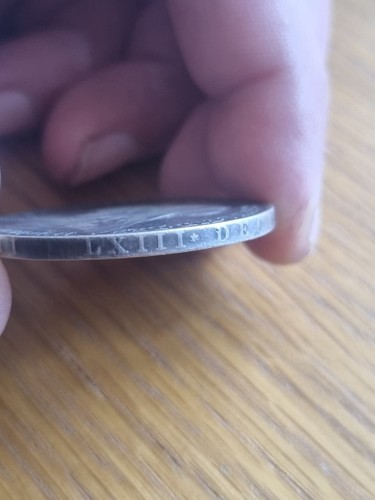 Queen Victoria Crown 1900 LXIII on edge - Picture 3 of 6