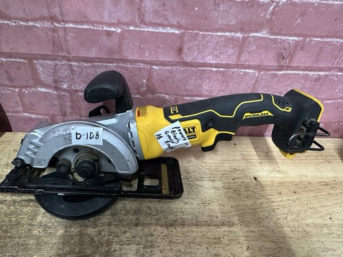 DEWALT DCS571B Atomic 20V 4 1/2” Circular Saw DCS571B For Parts Or Repair D-ID8
