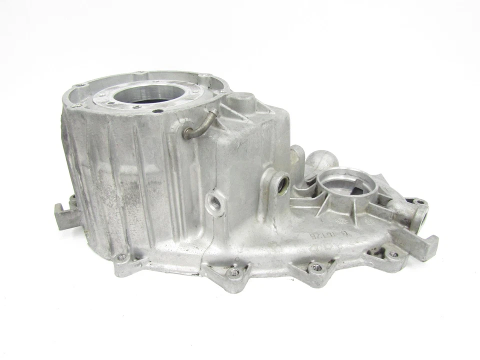 1990-91 Chevy/GMC NP241C FRONT TRANSFER CASE HOUSING VSS passenger side drop - Image 4 of 4