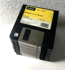Vintage Lot of 26 3.5 Inch Floppy Disks - All test fine