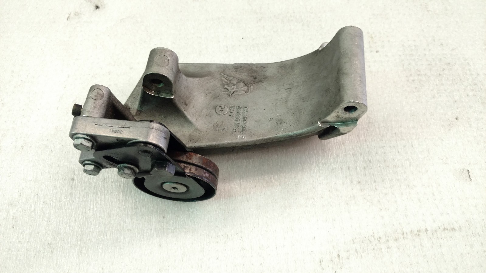 LAMBORGHINI GALLARDO ALTERNATOR BRACKET WITH TENSIONER OEM 07L903805F