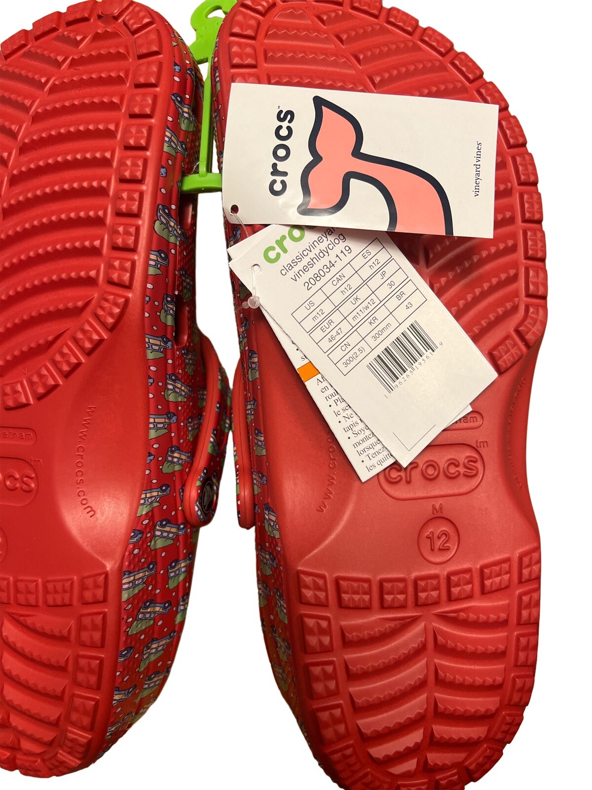 NEW 2022 Holiday Vineyard Vines Crocs Classc Clog colaboration WHALE