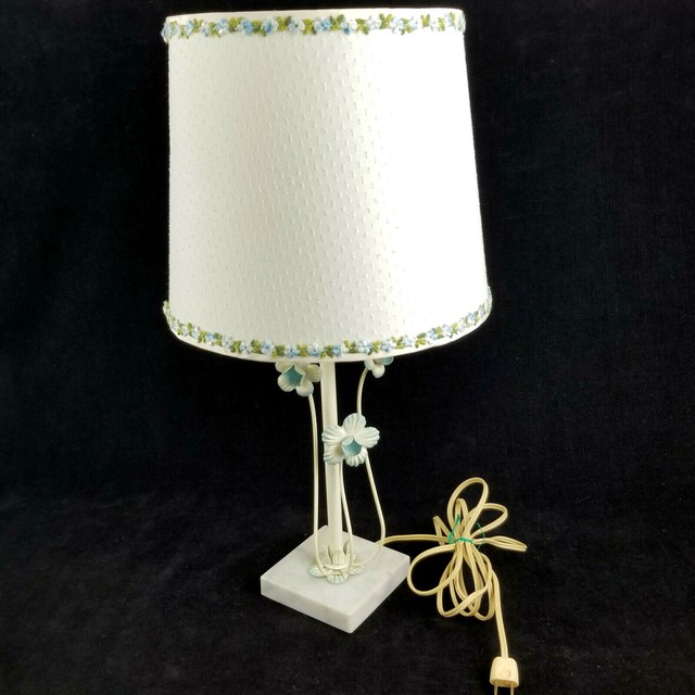 Vintage Table Lamp Metal Floral Lamp Shade Bedroom Nightstand Bedside