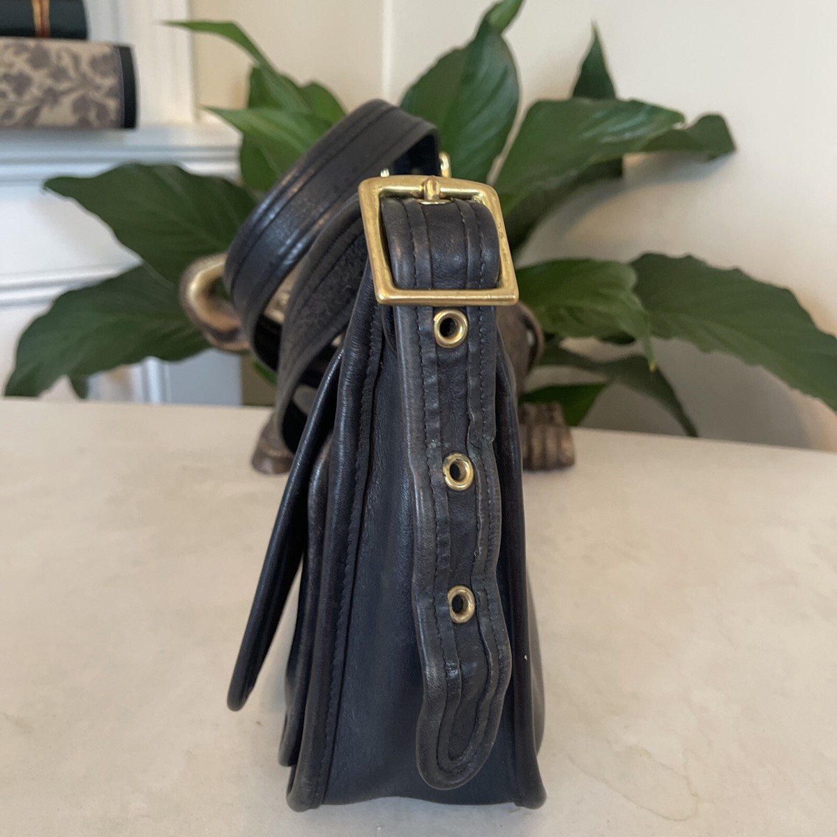 Coach Vintage 9061 Black Leather Legacy Crossbody Shoulder