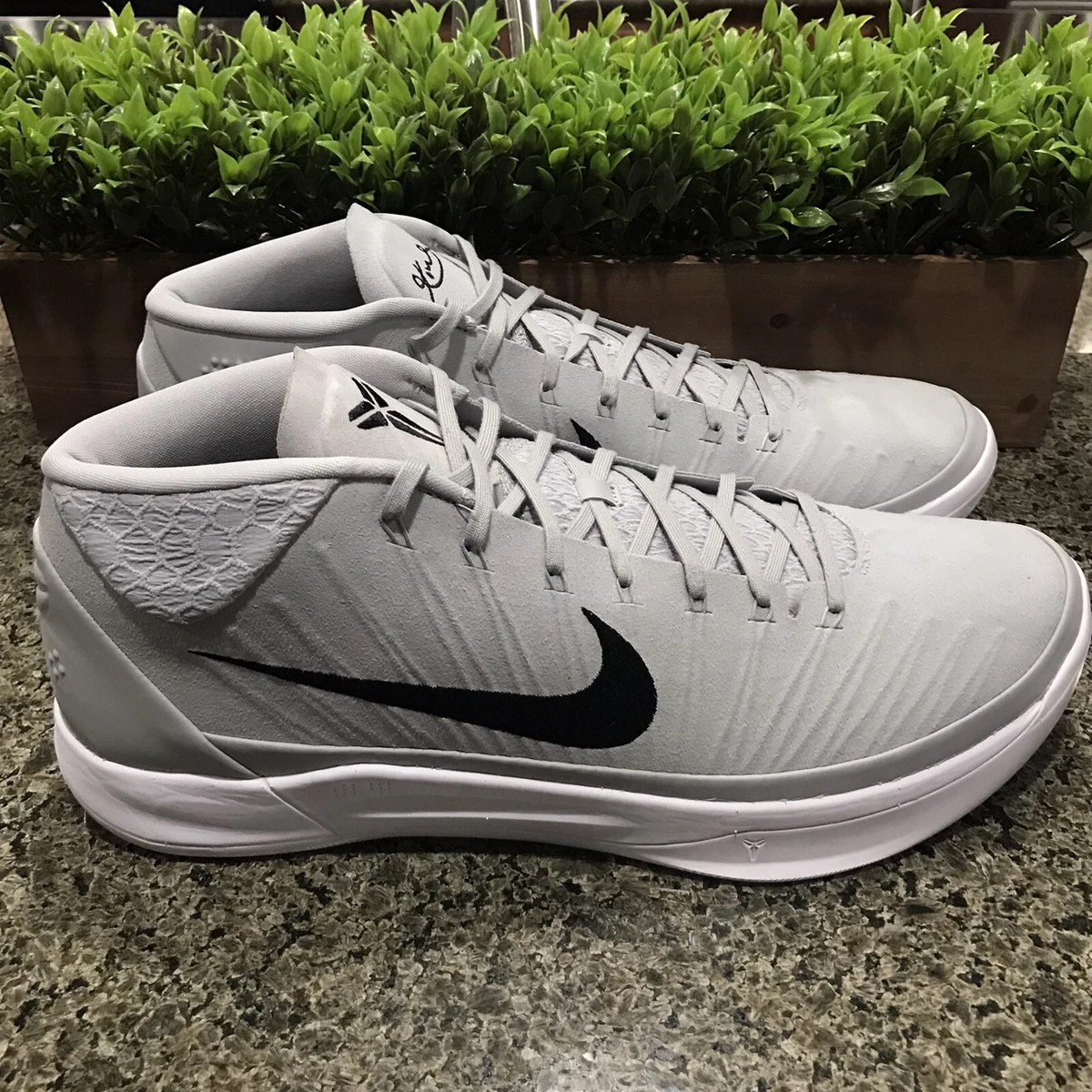 Nike Kobe AD TB Flight Silver Grey Suede 942521 001 Men s Size 18