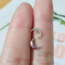 Solid 925 Sterling Silver Crescent Moon Post Stud Earrings 6mm Gift Box A3