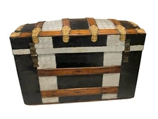 1890 Vintage Humpback Trunk VICTORIAN Metal & Wood Steamer Chest Collectible