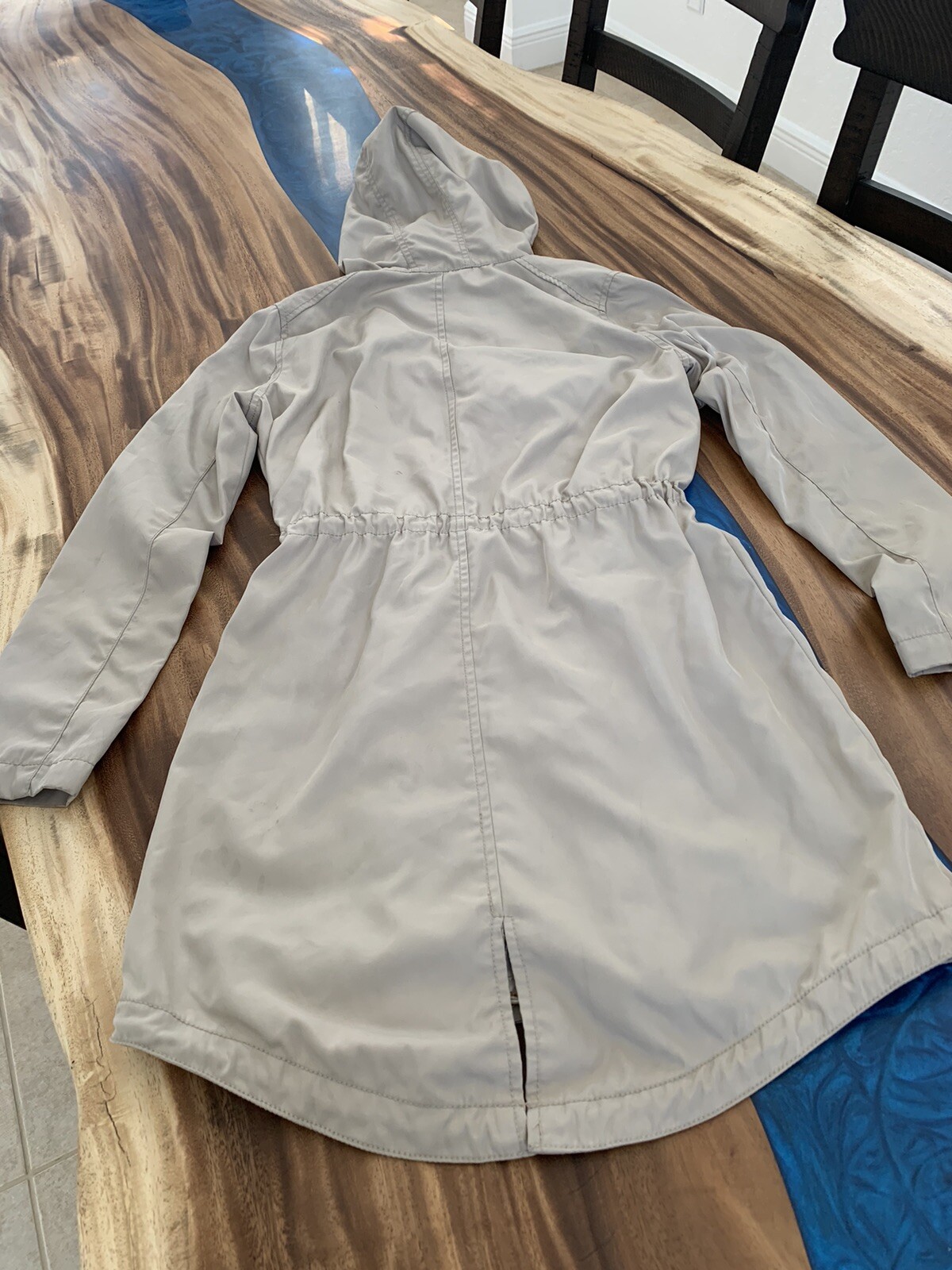 Michael Kors Women’s Extra Small Tan Color Gold Col… Gem