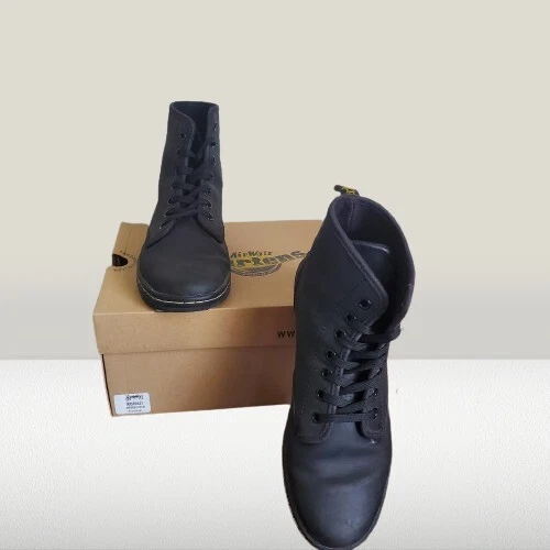 Black greasy lamper top