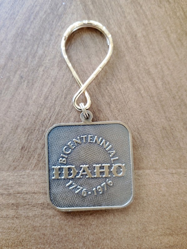 Vintage Idaho State Bicentennial Brass Keychain Backpack Purse Key Fob 1976