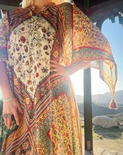 Gorgeous Vintage 70  s Floral Caftan with Angel Sleeves  Tassels Made In India