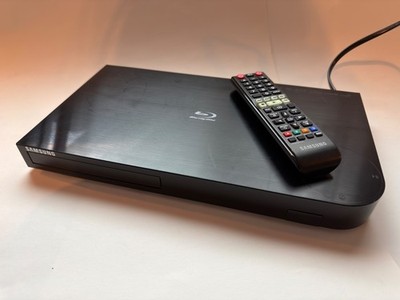 Samsung 3D Blu-ray DVD Player   4K UHD Upscaling & Built-in Wi-Fi