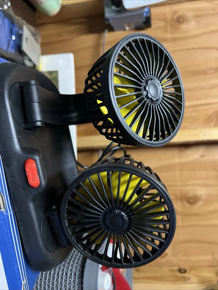 Portable USB Vehicle Cooling Fan - Rotatable Dual Head Design for Cars & Office - Image 3 of 4