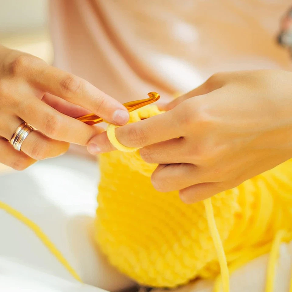 Confezione Da 14 Misure Set Di Uncinetti in Alluminio Multicolore Set Ferri Da M - Immagine 3 di 4