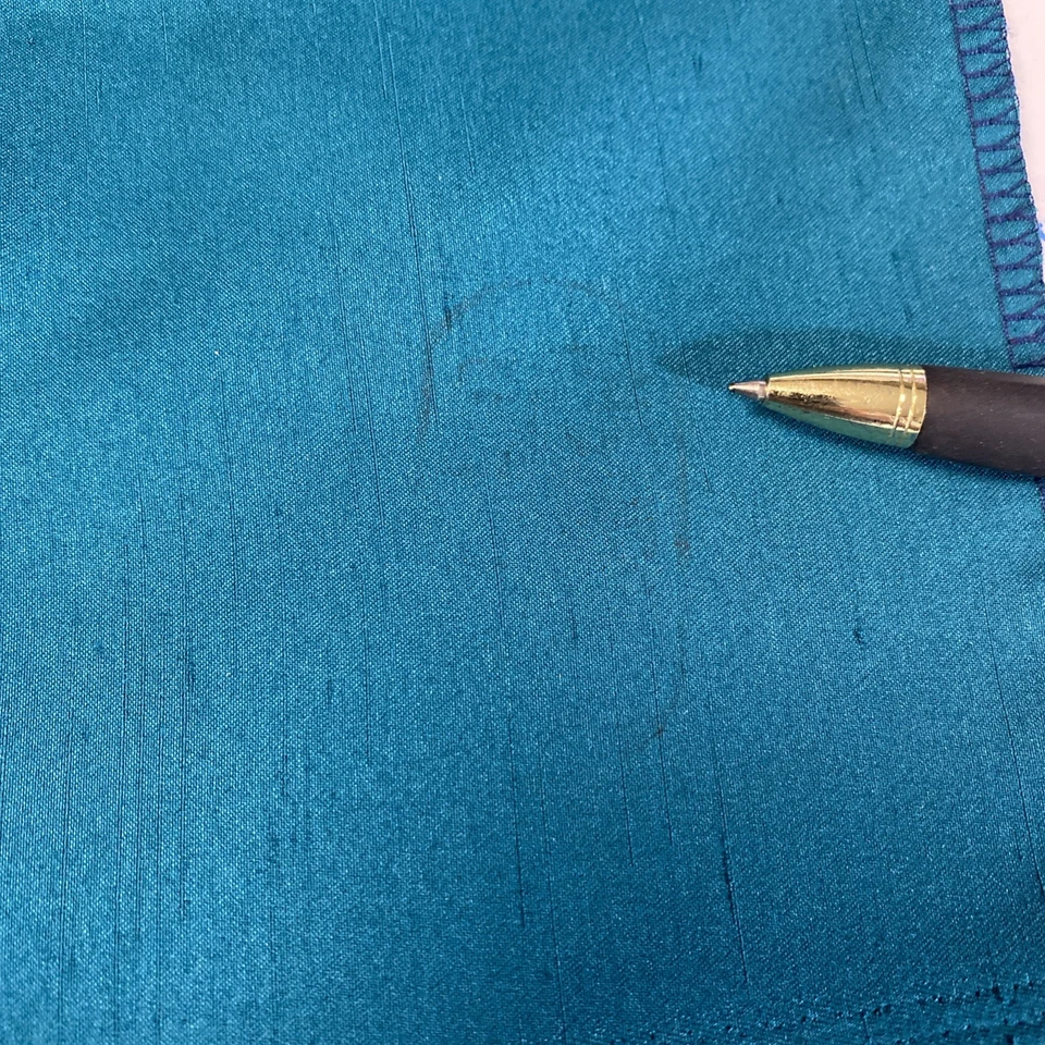 Tela de seda verde azulado Shantung 48" x 1 yarda Foto 3 de 4