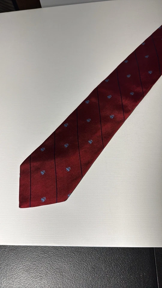 Corbata Brooks Brothers para hombre roja suspendida logotipo de oveja estampado 100 % seda usada en excelente estado Foto 4 de 4