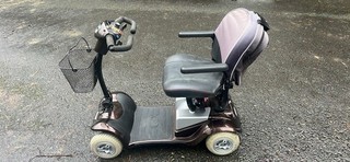 Kymco shopping scooter approximately 5 years old but hardly used good condition