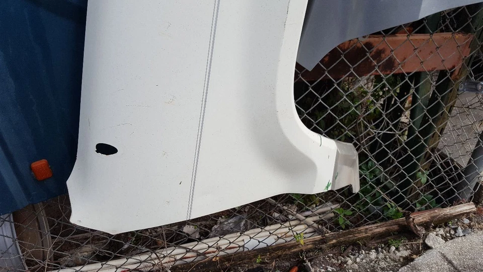 Passenger Right Fender Without Fender Flare Fits 92-97 ISUZU TROOPER 369857 Foto 3 de 4