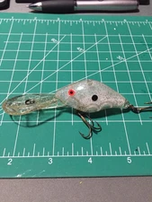 DISCONTINUED MANN'S 10+ CRANKBAIT CLEAR W/GOLD GLITTER UNFISHED USA MADE