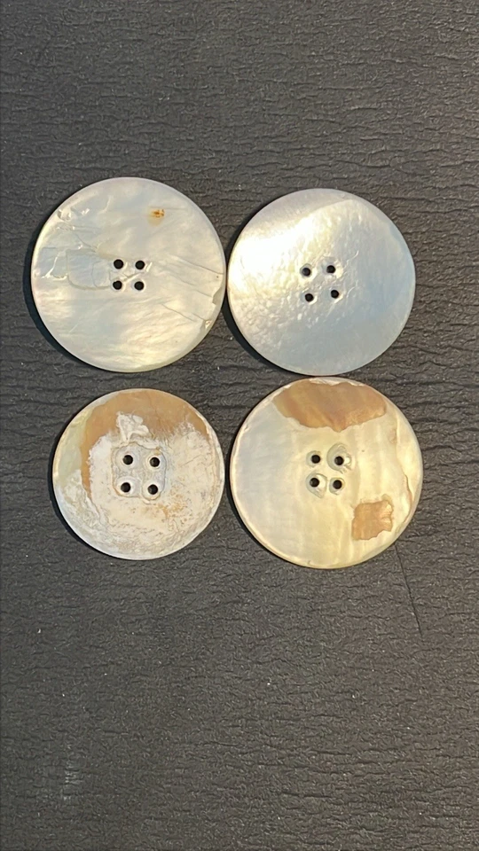 Швабра перламутровая резная устрица антикварная викторианская кнопка лот из 4 винтажных раковин - Изображение 3 из 4