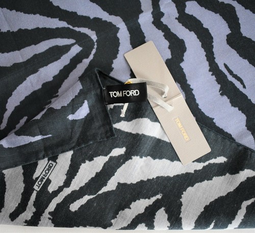 ๐๏ธ TOM FORD ANIMAL Print COTTON SILK CASHMERE Large Handkerchief Small Scarf - Picture 7 of 7