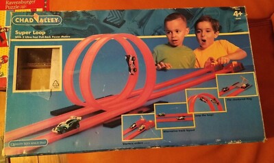 CHAD VALLEY SUPER LOOP MIT 2 ULTRASCHNELLEN PULL-BACK AUTOS VERPACKT FÜR ERSATZTEILE SELTEN