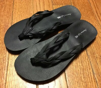 NEW American Eagle Girls 13 Flip Flops Black Sandals