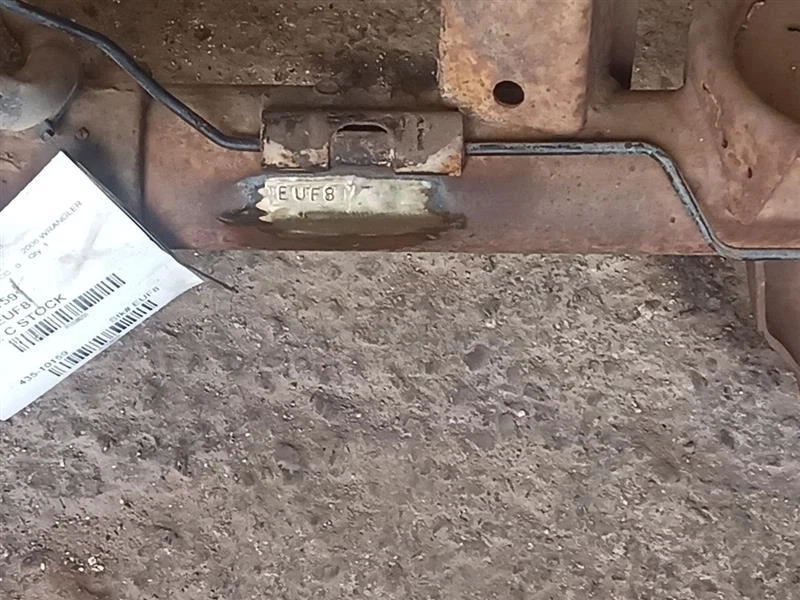 Rear Axle 4.10 Ratio from 2006 Jeep Wrangler 10588291 Foto 3 de 4