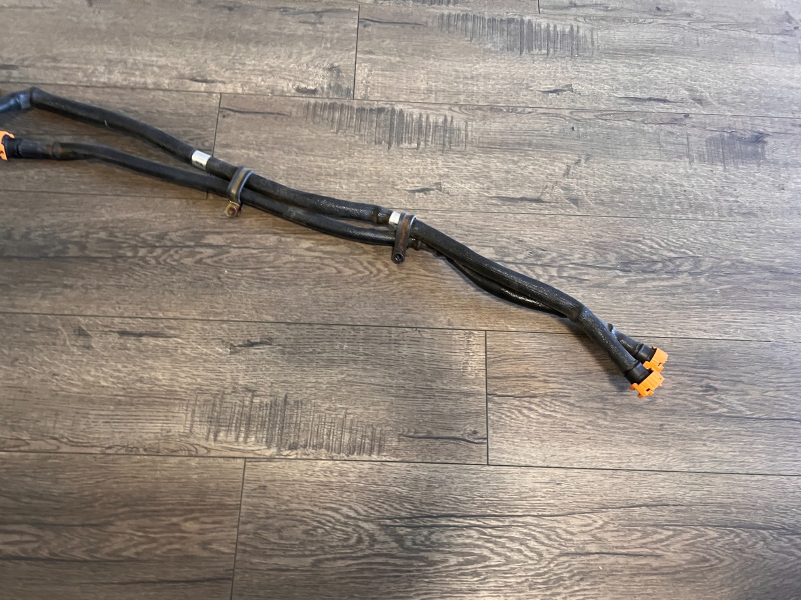 FERRARI 488 GTB FUEL EMISSION SEPERATOR LINE HOSE ASSEMBLY OEM 314011