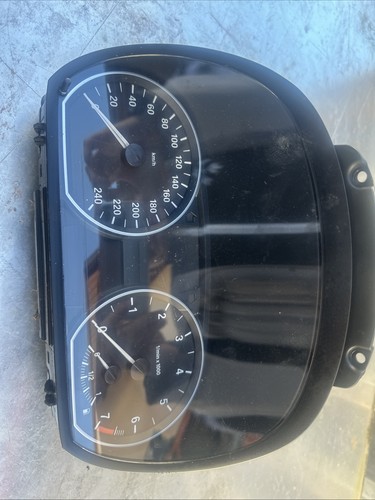 Tacho Kombiinstrument BMW E87 E81 118i N43B20A 04/2009 132.746 km  1024932