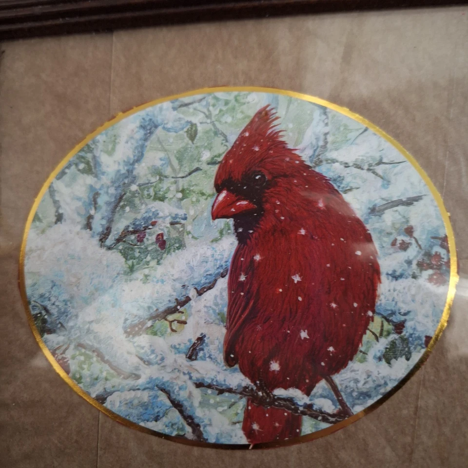 Small Cardinal Picture Artwork Square Wooden Frame - Image 2 of 4