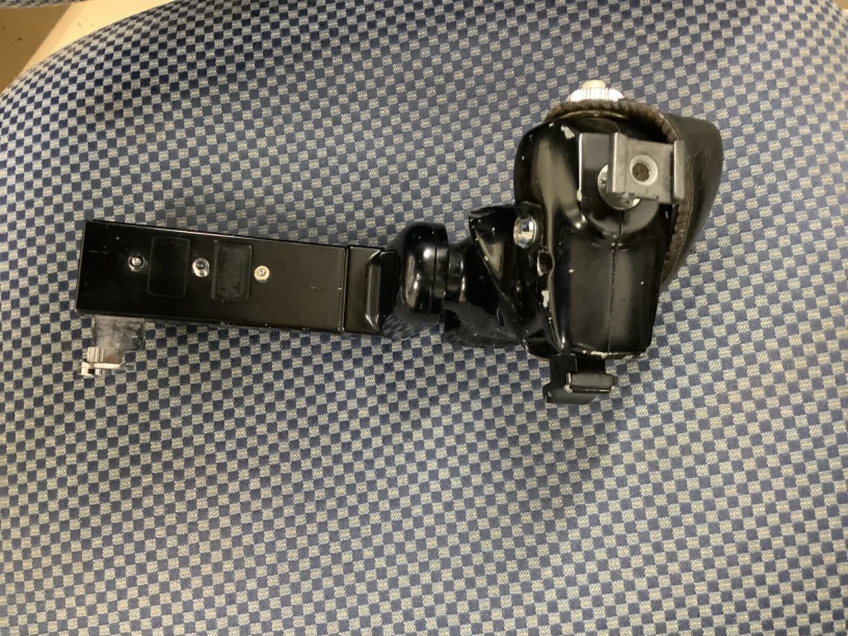 Mamiya Hand Grip De-Luxe For RB67 / RZ67 Medium Format Cameras