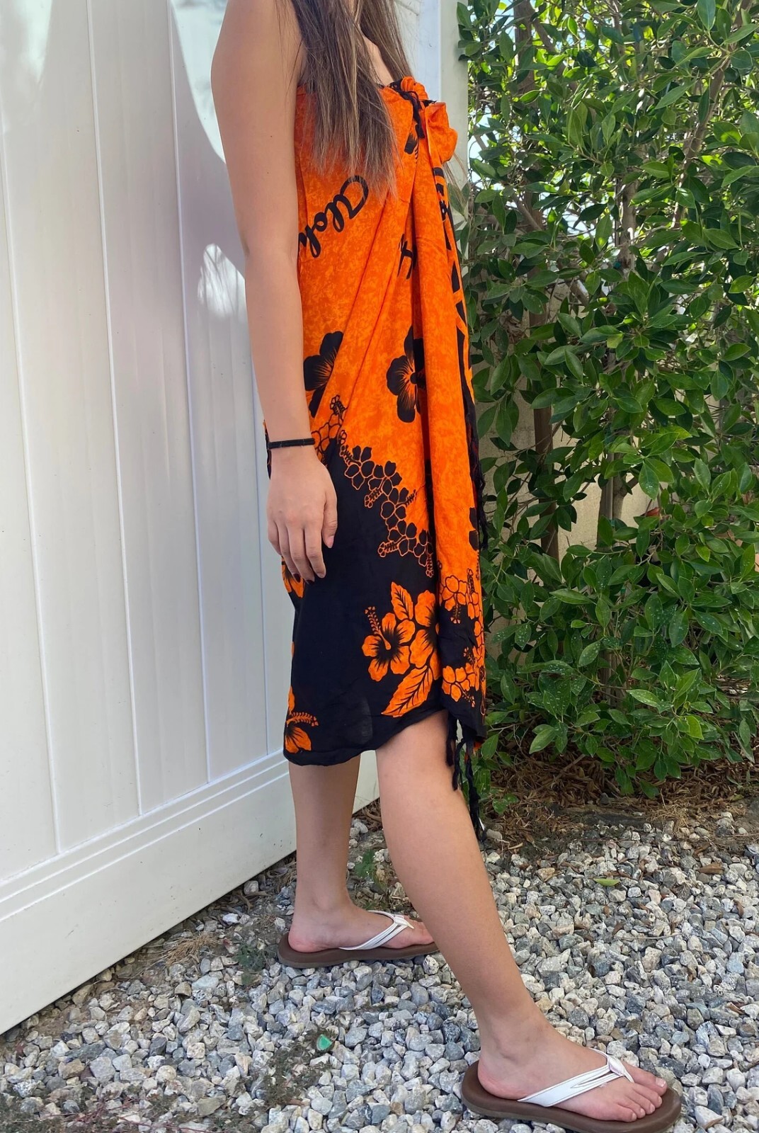 Hawaiian Design Sarong Braun Plumeria Tribal Honu Schildkröte Luau Cruise Wrap Strand Pareo Wear Kleid
