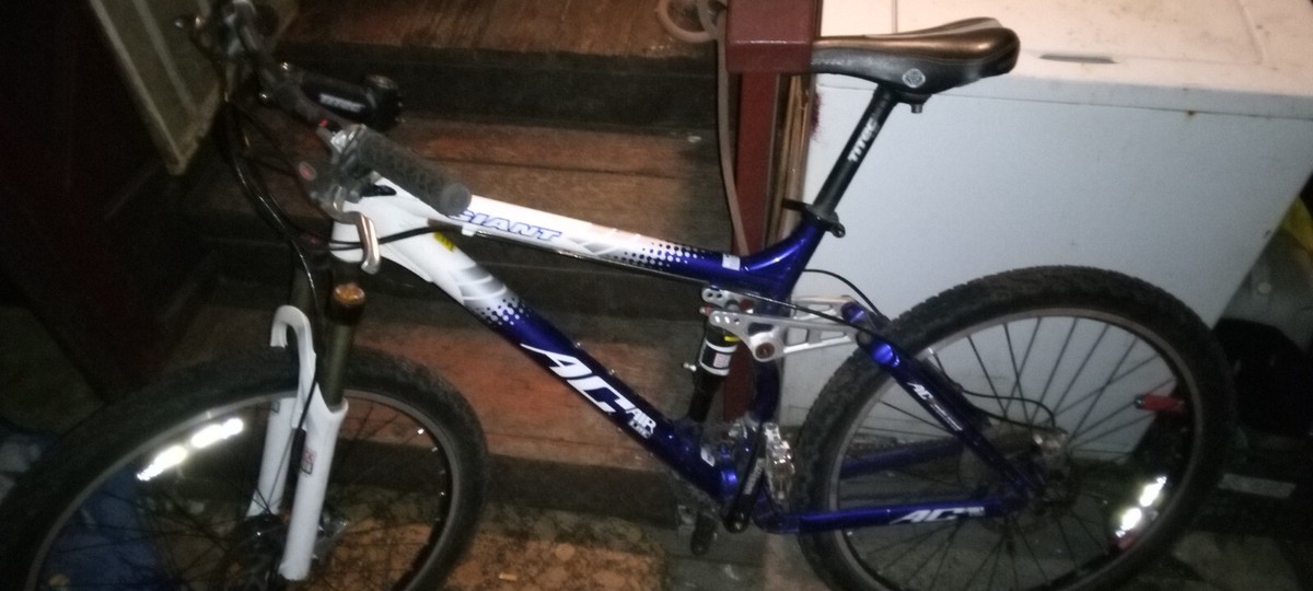 Giant AC II Air Lite large aluminum front and back suspension 26 