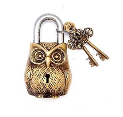 Two Moustaches Owl Design Golden Functional Brass Lock with 2 Keys (Golden)
