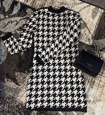 Women’s Size Medium Express Houndstooth Sweater Dress