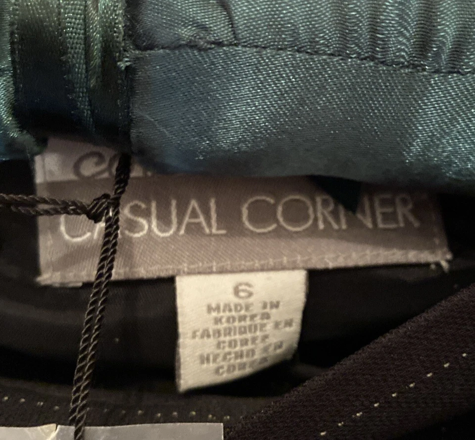 Suit Women Size 6 Collectibles Casual Corner  Pant Suit Shoulder Pads 80/90’s - Image 3 of 4