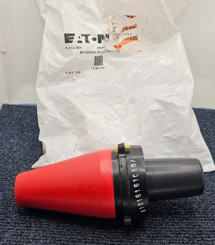 Eaton LB1215: Bushing Well Insert 8.3/14.4KV 200A 067 25 5752-3