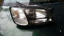 Subaru outback 1998-2003 passenger nearside headlight.