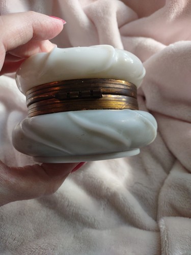 Antique CF Monroe WAVECREST Lidded Opal Swirl Dresser Box Enameled Glass - Afbeelding 6 van 13